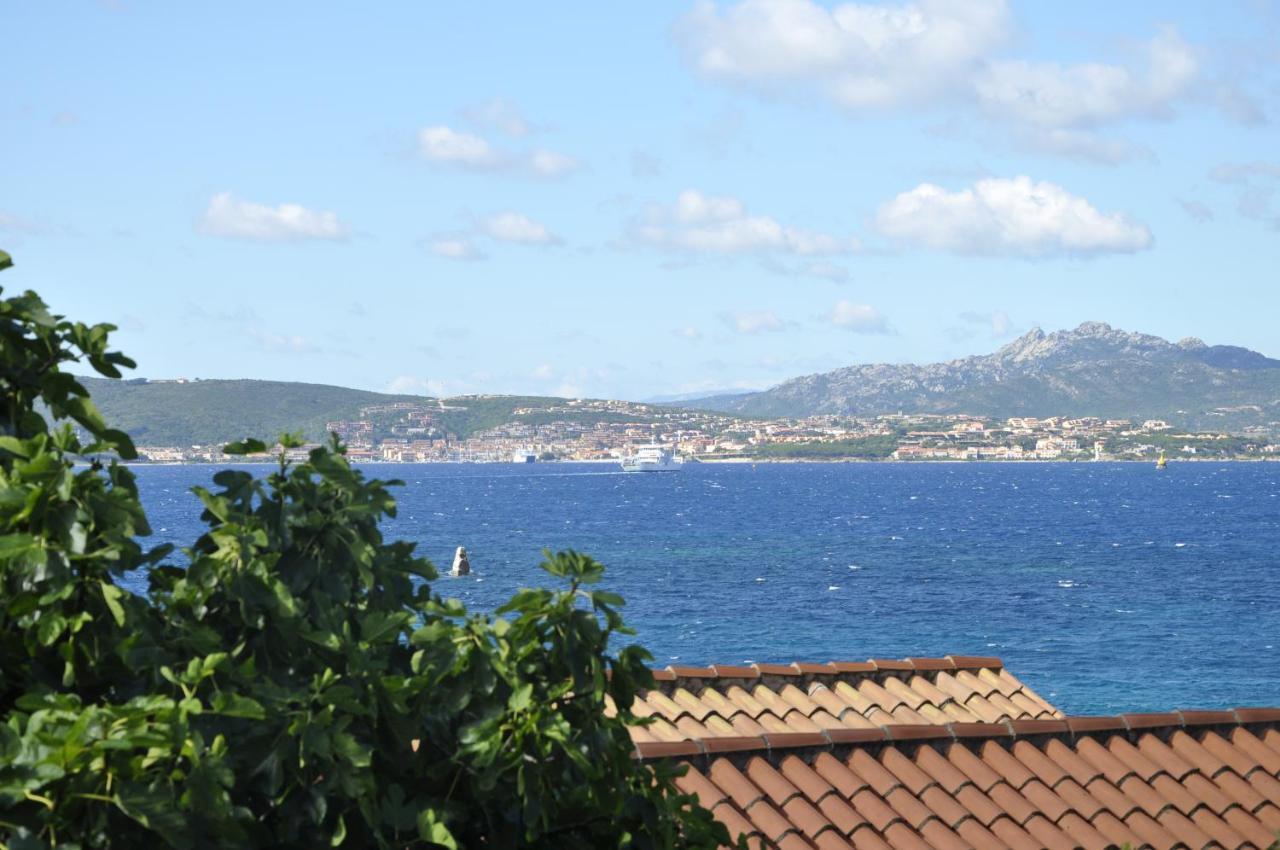 Appartamentino Panoramico...Con Finestra Sul Mare! La Maddalena  Extérieur photo